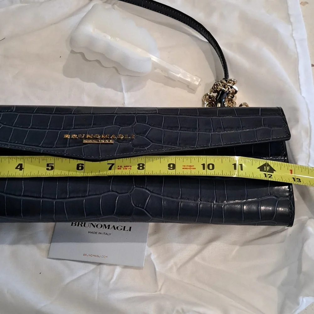 Bruno Magli bag - Picture 7 of 11